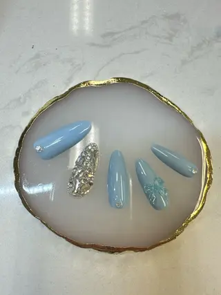 ネイル Queeens nailのネイルデザイン