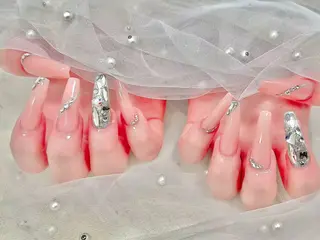 ネイル ミラクルネイルサロン所属・ミオ nailのネイルデザイン