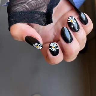 ネイル 岩山 直子のネイルデザイン