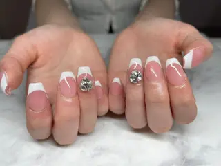 ネイル マツエク・マツパ アイブロウ Nail&eye Belire 新宿のネイルデザイン