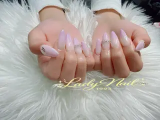 ネイル Lady Nails 1993所属・タナカ フォンのネイルデザイン