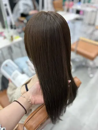 セミロング ☘️透明感オリーブ/ 縮毛矯正ナミ☘️のヘアスタイル