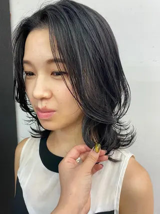 ミディアム タカノ ノゾミのヘアスタイル