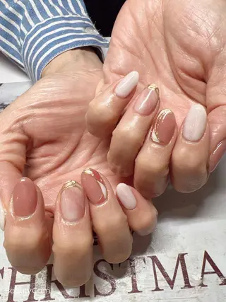 ネイル Guarendo錦糸町店所属・ガレンドウ 白澤 愛子のネイルデザイン