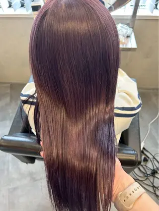 カラー 博多ブリーチ× 透明感/縮毛矯正のヘアスタイル