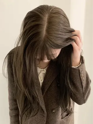 ロング 落合希 Olivebeigeのヘアスタイル