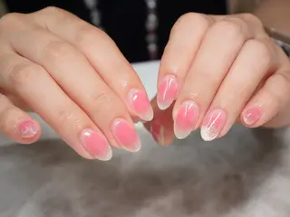 ネイル Nailsalon Graciasのネイルデザイン