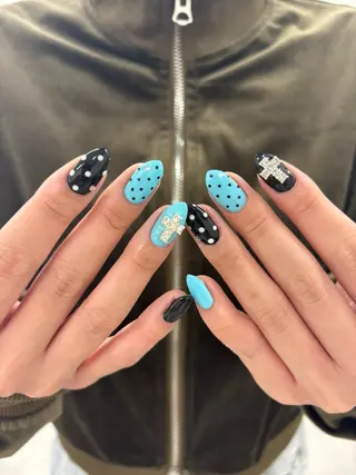 ネイル yuria 🎀海外ネイル🌺のネイルデザイン