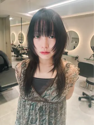 ロング 村田 灯のヘアスタイル