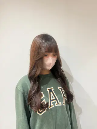 ロング 似合わせカット🫧 🍒艶カラーのヘアスタイル