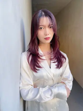 セミロング カラー AiM 大名　似合わせカットのヘアスタイル