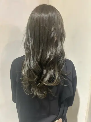 ロング カラー ITbyALBUM藤沢店所属・IT by ALBUM立川のヘアスタイル