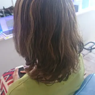 ミディアム カラー パーマ 中嶌 健一のヘアスタイル