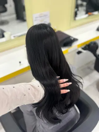 カラー ブリーチなし🫧韓国 🫧HANA🫧のヘアスタイル