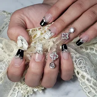 ネイル ビジュード ネイルのネイルデザイン