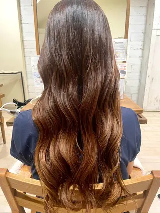 ロング カラー 小柳 夏美のヘアスタイル