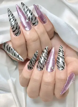 ネイル WISTERIA hayamiのネイルデザイン