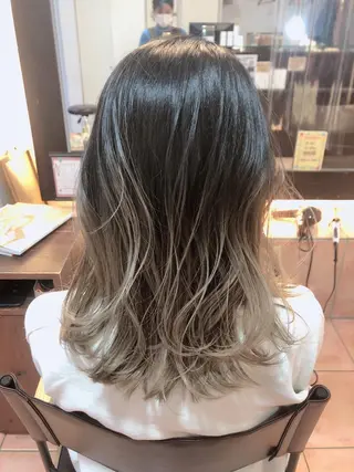セミロング カラー 💙あかみね 💙（mine）のヘアスタイル