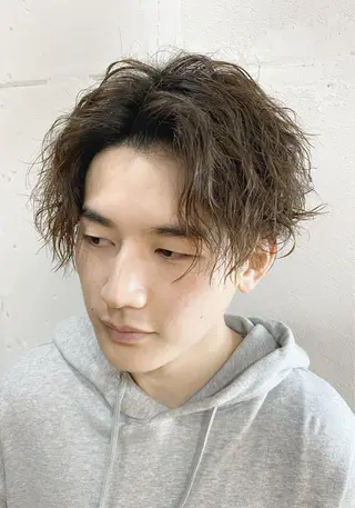 ショート パーマ メンズ NICHE HAIR所属・🤎NICHE 🤎 🌈坂口拓斗🌈のヘアスタイル