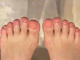 ネイル biene 鴨下愛美のネイルデザイン