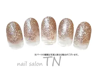 ネイル 中島 実穂のネイルデザイン