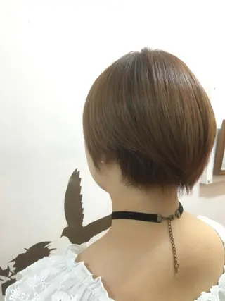 ショート 乳井 悠香のヘアスタイル