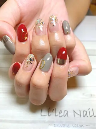 ネイル Li'leaNail AINAのネイルデザイン