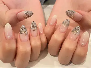 ネイル f'bloom  L’ecrinのネイルデザイン