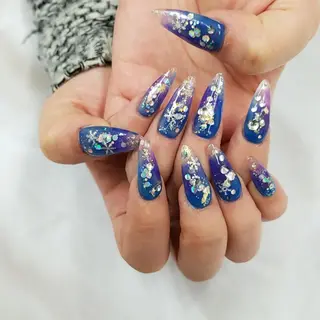 ネイル 河野ちえ (雑誌掲載サロン)のネイルデザイン