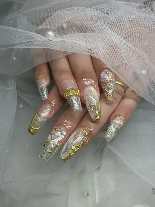 ネイル Moana所属・宮崎 美涼のネイルデザイン