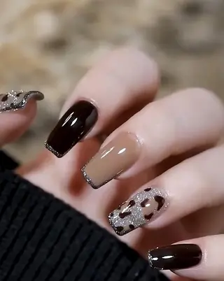 ネイル リラネイル Aikenのネイルデザイン