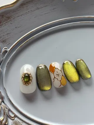 ネイル FIORITURA Maikoのネイルデザイン