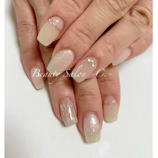 セミロング ネイル Lino Uのネイルデザイン