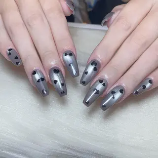 ネイル Mio ⛱のネイルデザイン