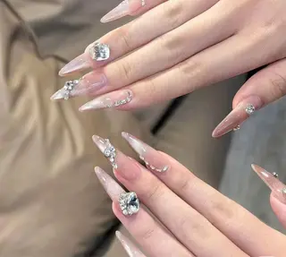 ネイル D-BEAUTY Nailsalonのネイルデザイン