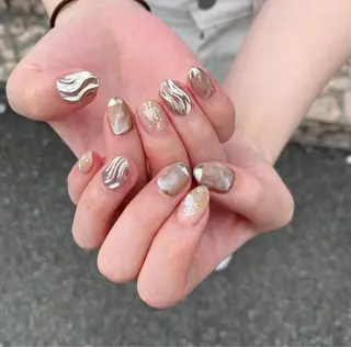 ネイル 佐藤 穂乃香のネイルデザイン