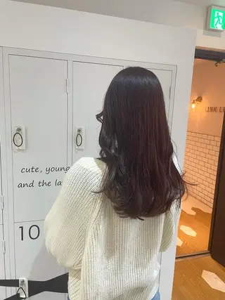 セミロング カラー ヤマナカ エリカのヘアスタイル