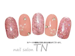 ネイル 矢川 まどかのネイルデザイン