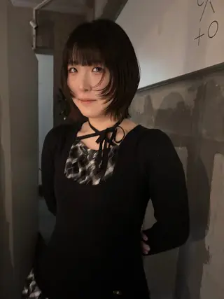 ミディアム mirai/レイヤー ボブ/デザインのヘアスタイル