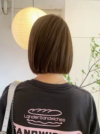 ショート カラー 落合希 Olivebeigeのヘアスタイル