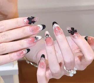 ネイル Pure&Rich Nailのネイルデザイン