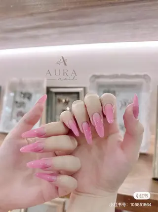 ネイル Hana  NAIL所属・新宿YISInail スカルプ専門店のネイルデザイン