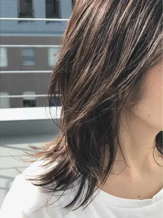 セミロング カラー パーマ ナツメダ ダイキのヘアスタイル