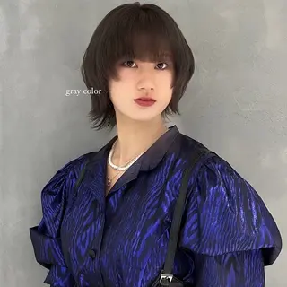 ショート 𝙆𝙖𝙞🎀🩶 レイヤー/縮毛矯正のヘアスタイル