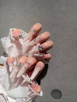 ネイル I-nailロング /ワンホン/キラキラのネイルデザイン