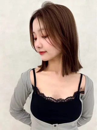 ミディアム 艶カラー まなか🌀のヘアスタイル