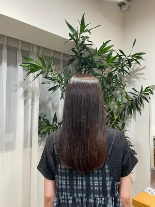 カラー 山崎 彩音のヘアスタイル