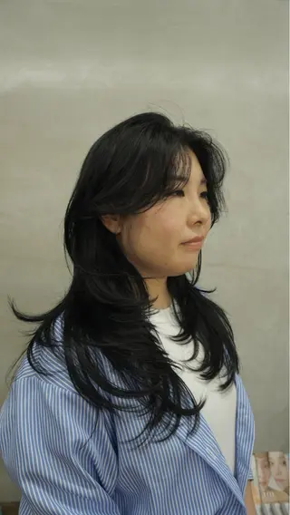 ロング カラー ｻｶﾓﾄ ﾅｵﾐのヘアスタイル