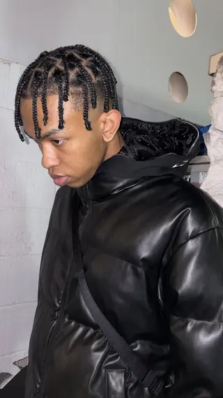 ミディアム ヘアアレンジ メンズ SALOWIN 神宮前５丁目店所属・メンズ/特殊ヘア パーマ🕷️小夏貴也のヘアスタイル