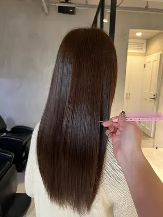 ロング カラー elima調布所属・澤崎 ゆらのヘアスタイル